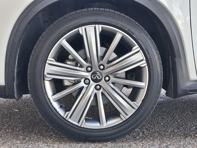 Used 2022 INFINITI QX50 Sensory image 17