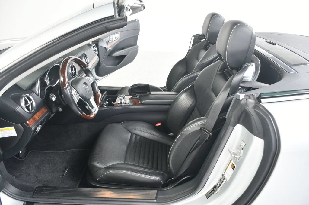 Used 2014 Mercedes-Benz SL 550 image 36