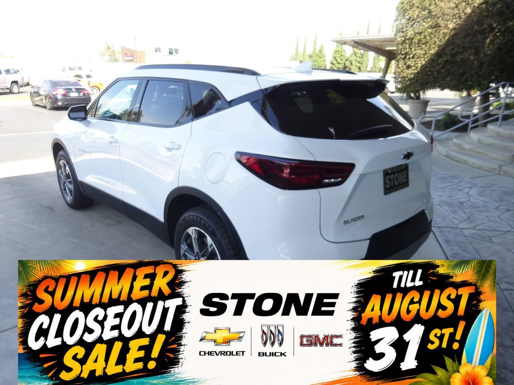 Certified 2024 Chevrolet Blazer LT w/ Convenience Package FWD image 5