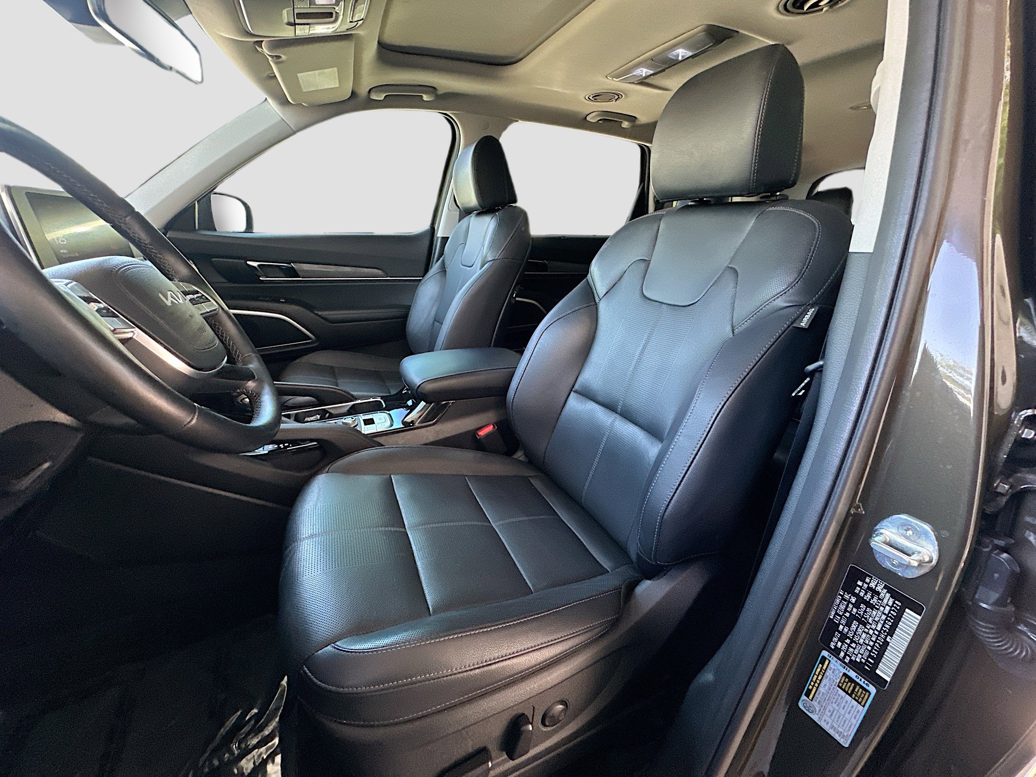 Used 2022 Kia Telluride EX w/ EX Premium Package image 21