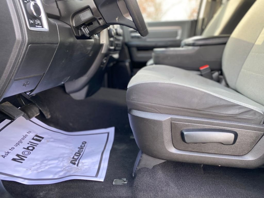 Used 2024 RAM 1500 Classic SLT RWD image 21