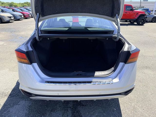 Used 2022 Nissan Altima 2.5 SV FWD image 12