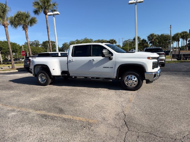 New 2026 Chevrolet Silverado 3500 LT w/ All Star Edition AWD/4WD image 19