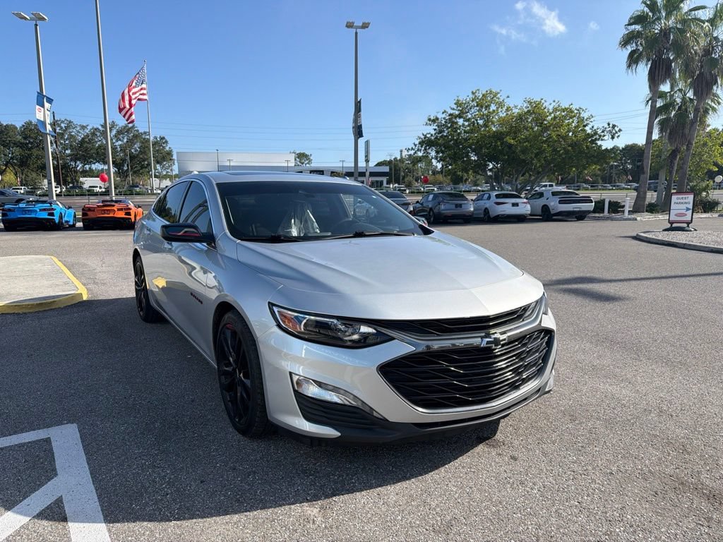 Used 2022 Chevrolet Malibu LT w/ Leather Package FWD image 12