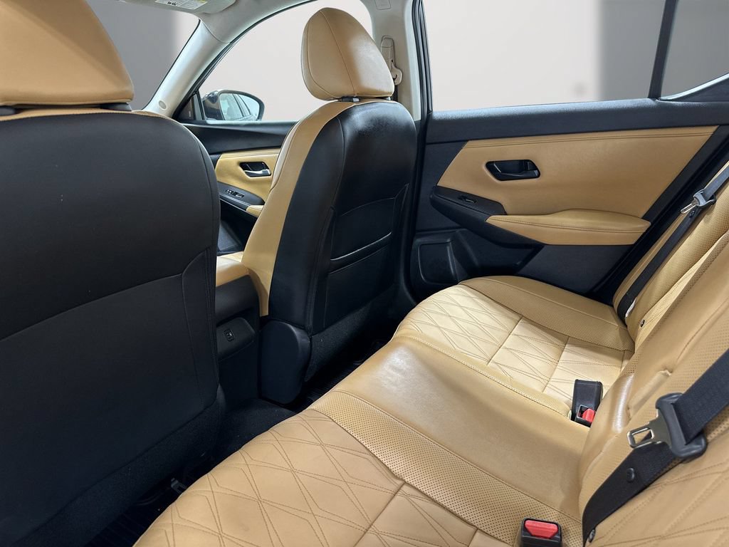 Used 2024 Nissan Sentra SV w/ SV Premium Package FWD image 15
