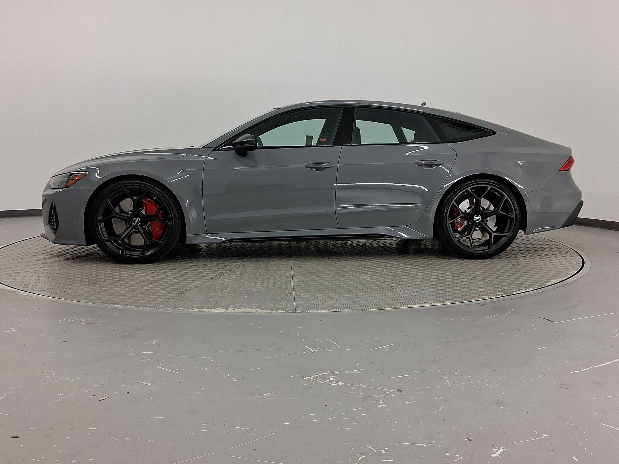New 2026 Audi RS 7 Performance image 2