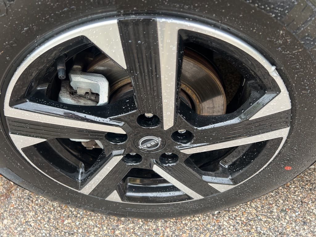 Certified 2024 Nissan Sentra SV image 41