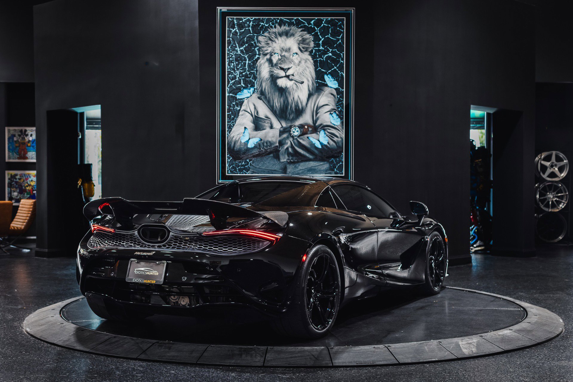 Used 2024 McLaren 750S Spider RWD image 58