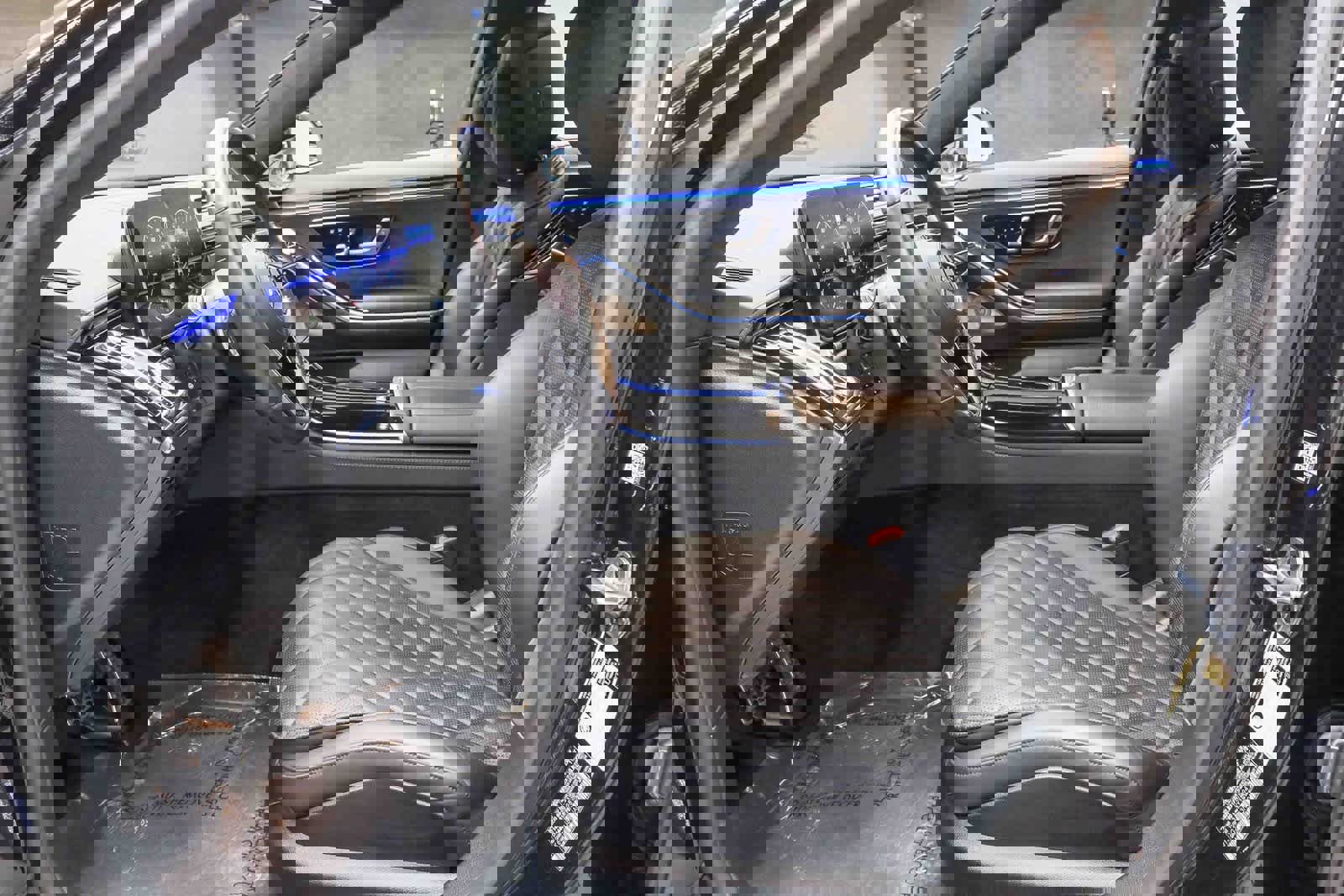 Certified 2022 Mercedes-Benz S 580 4MATIC Sedan w/ AMG Line Package image 18