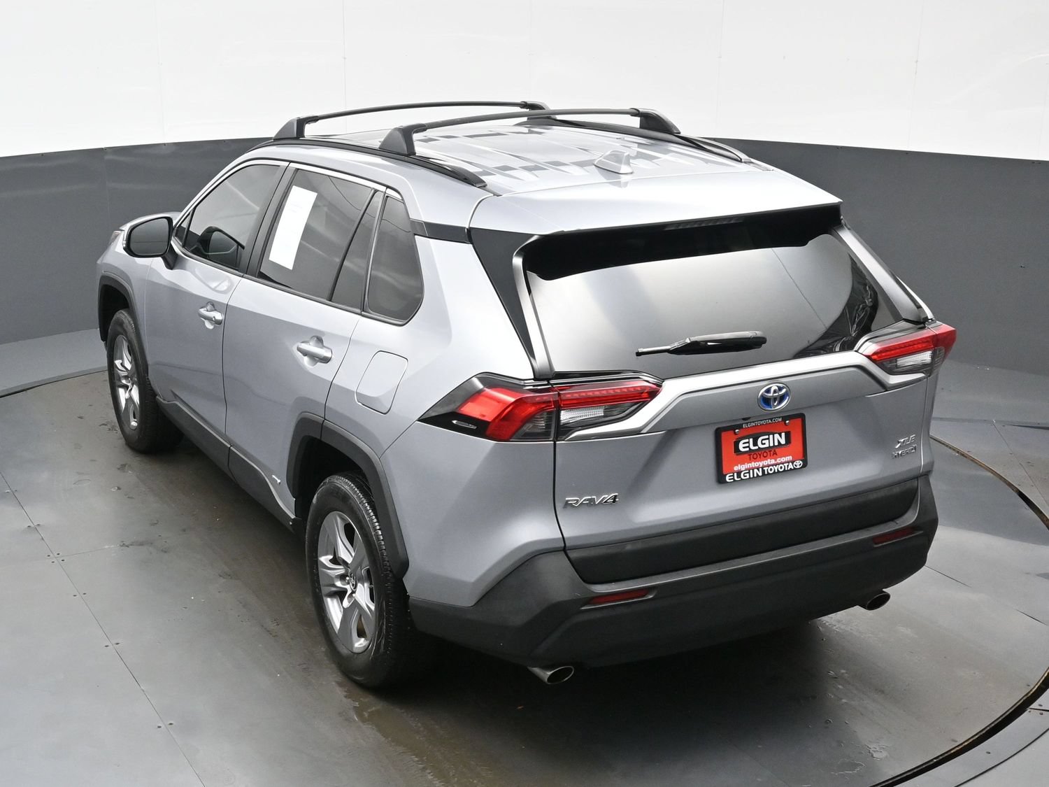 Used 2022 Toyota RAV4 XLE w/ Convenience Package AWD/4WD image 38