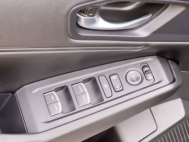Certified 2025 Honda Accord SE image 30