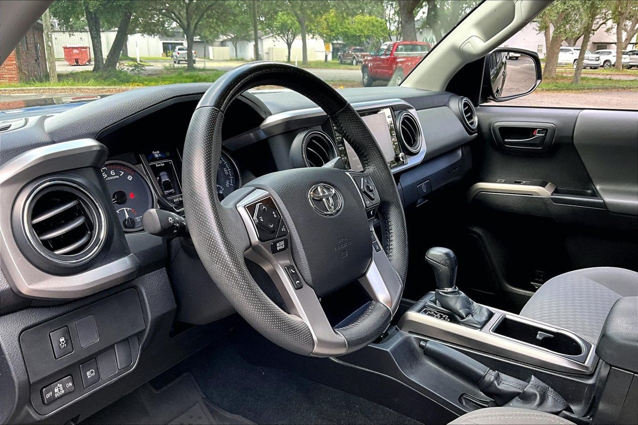 Used 2023 Toyota Tacoma SR5 RWD image 14