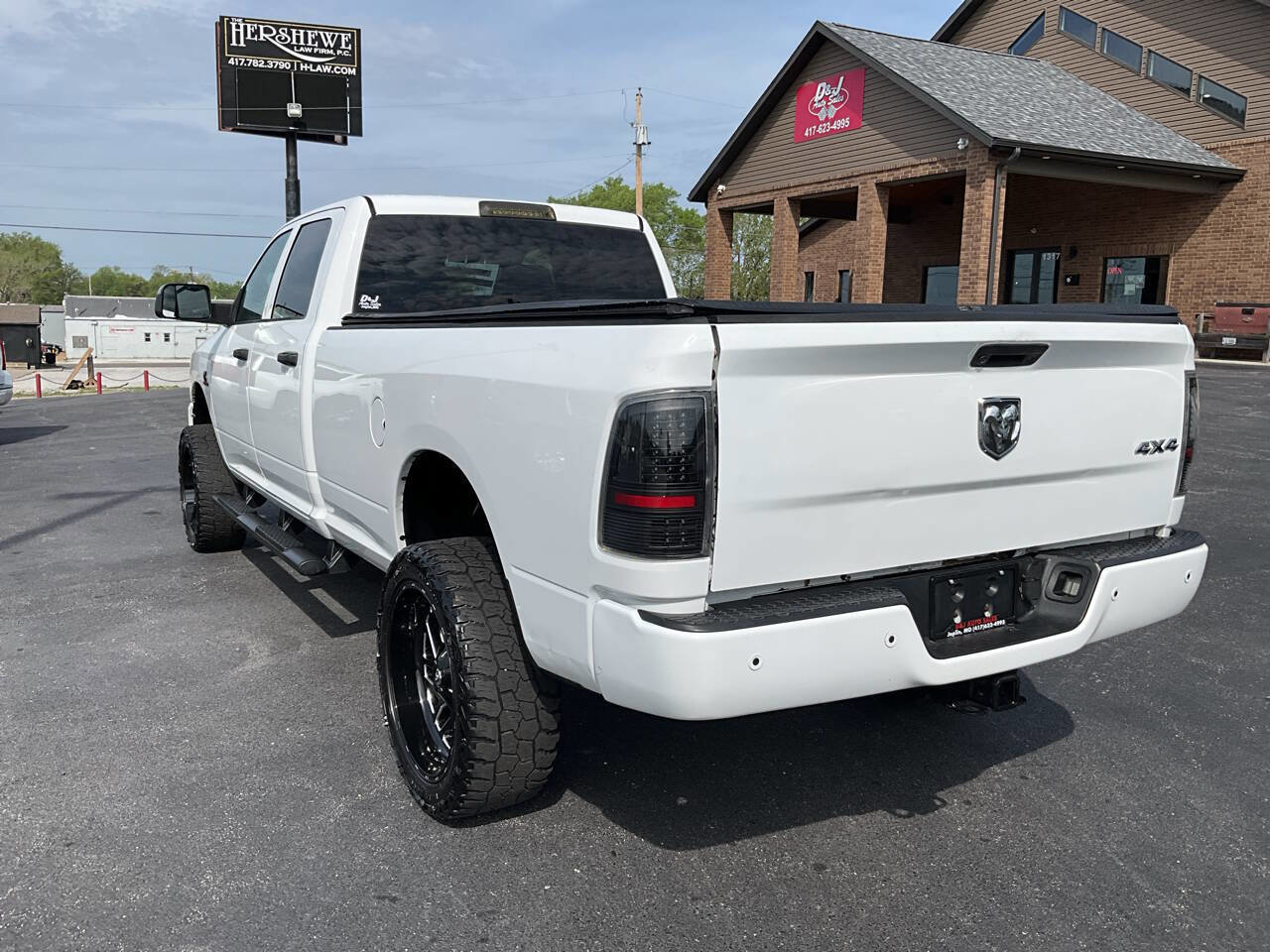 Used 2017 RAM 2500 Tradesman AWD/4WD image 3