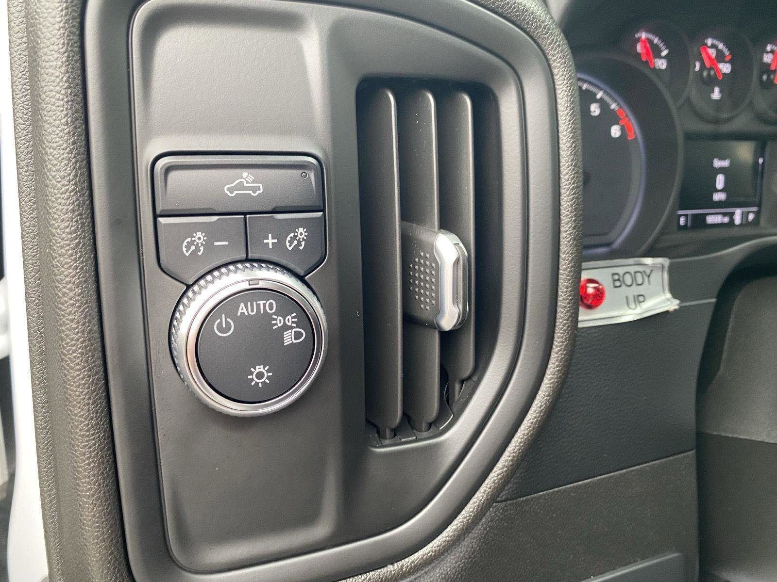 Used 2022 GMC Sierra 3500 Pro w/ Convenience Package image 25