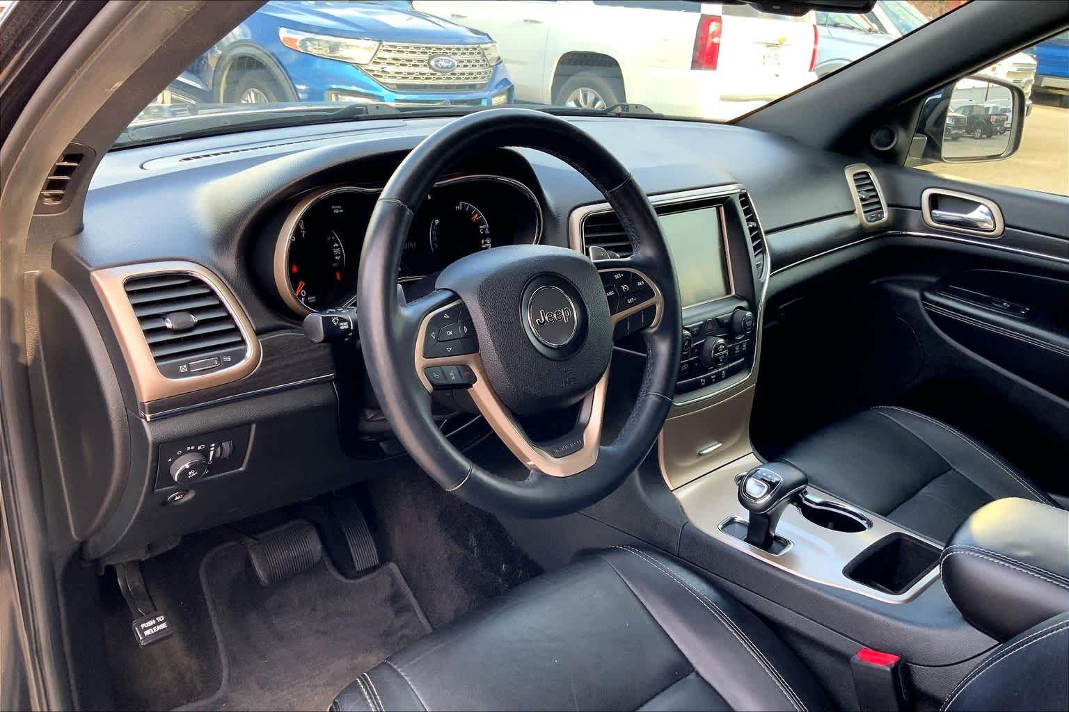 Used 2015 Jeep Grand Cherokee Limited RWD image 17