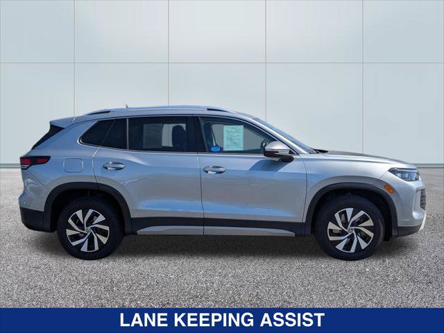 Certified 2025 Volkswagen Tiguan S AWD/4WD image 6
