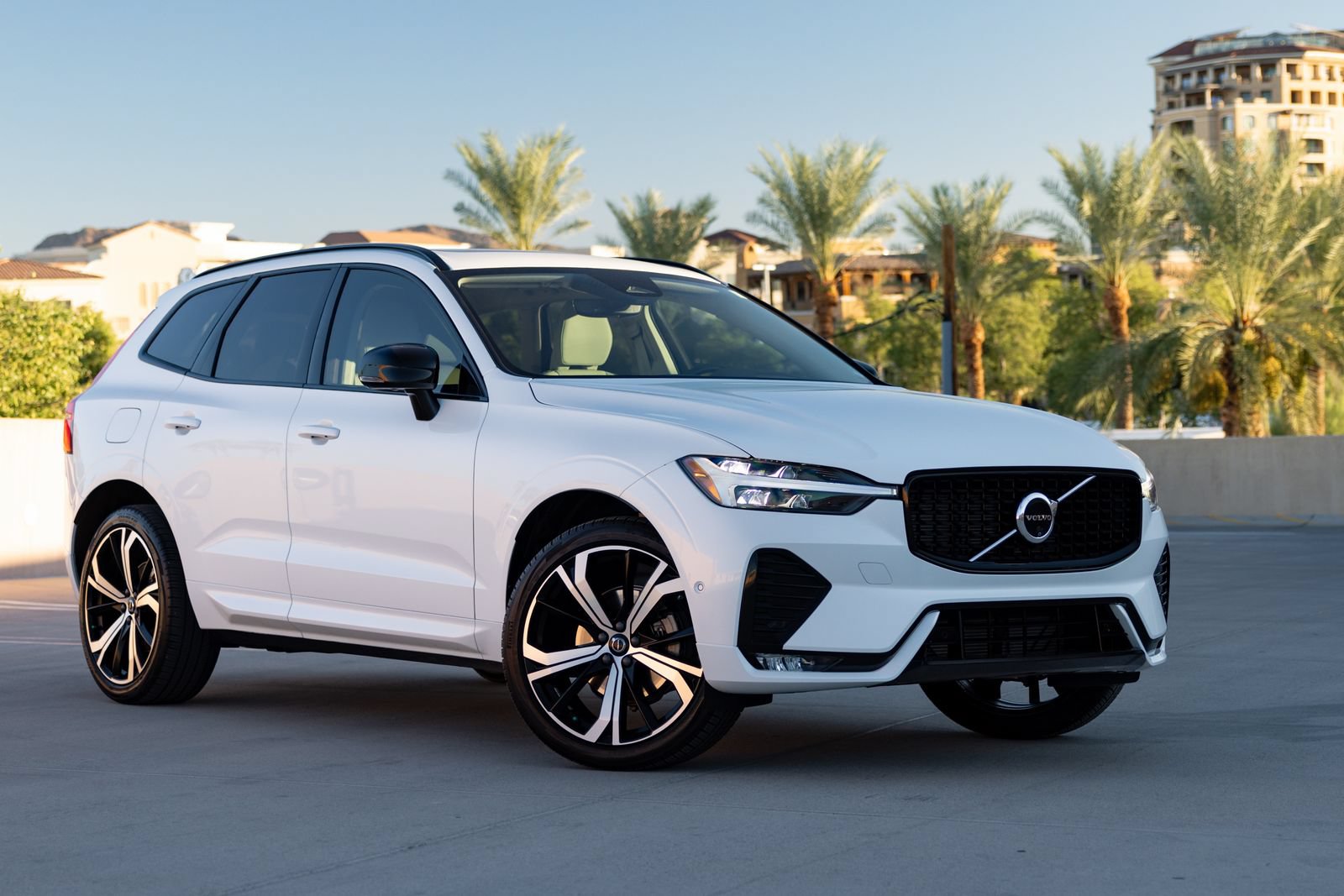 Used 2023 Volvo XC60 B5 Ultimate w/ Protection Package AWD/4WD image 15