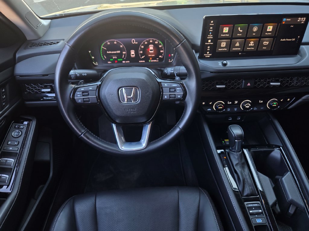 Used 2023 Honda Accord Touring image 14