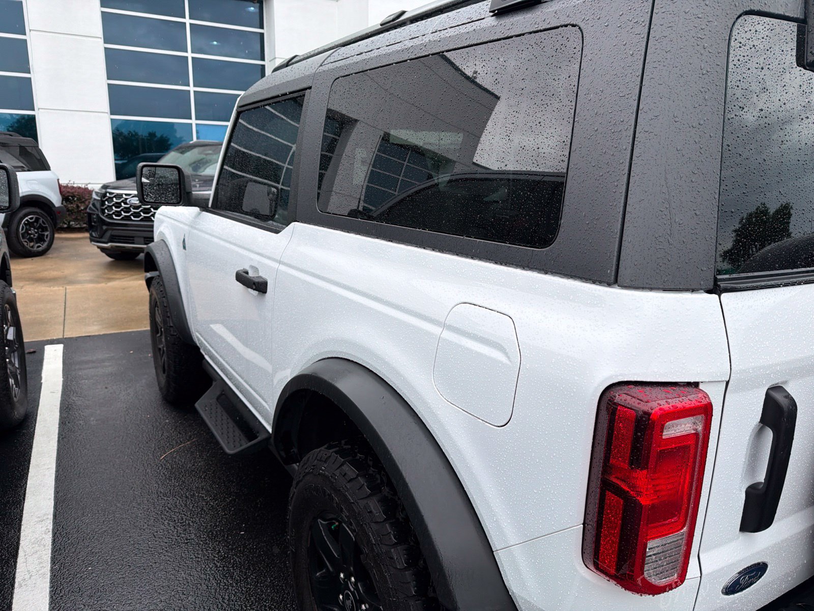Certified 2024 Ford Bronco Black Diamond AWD/4WD image 4