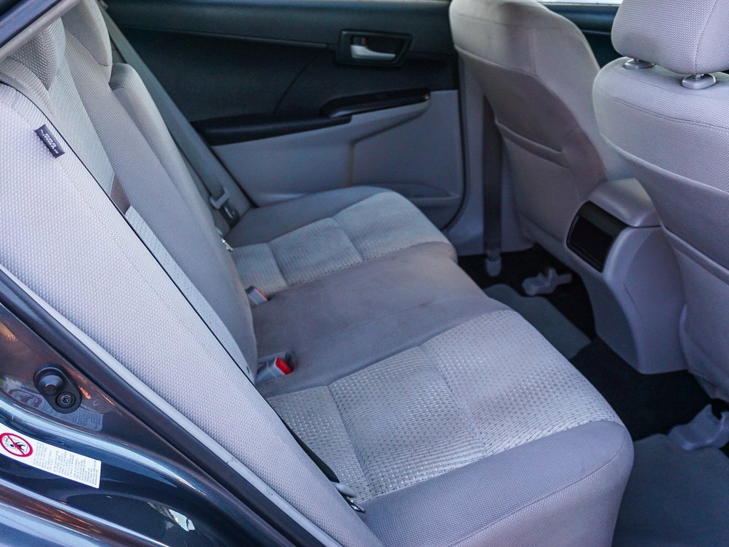 Used 2012 Toyota Camry LE image 14