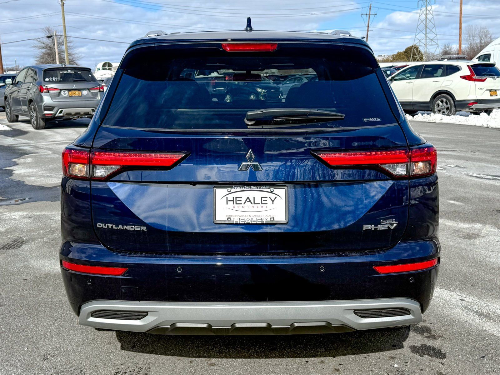New 2025 Mitsubishi Outlander SEL image 6