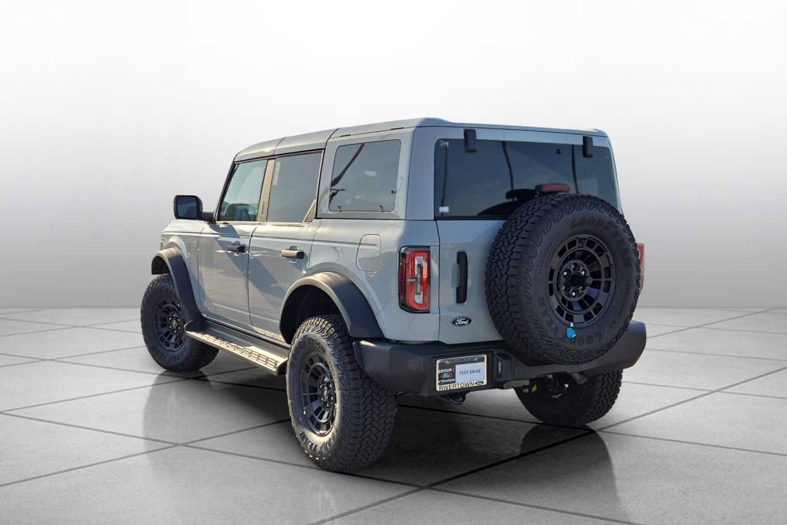 New 2026 Ford Bronco Outer Banks w/ Sasquatch Package AWD/4WD image 13