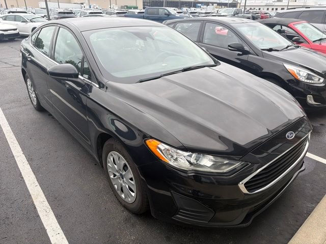 Used 2020 Ford Fusion S FWD image 1