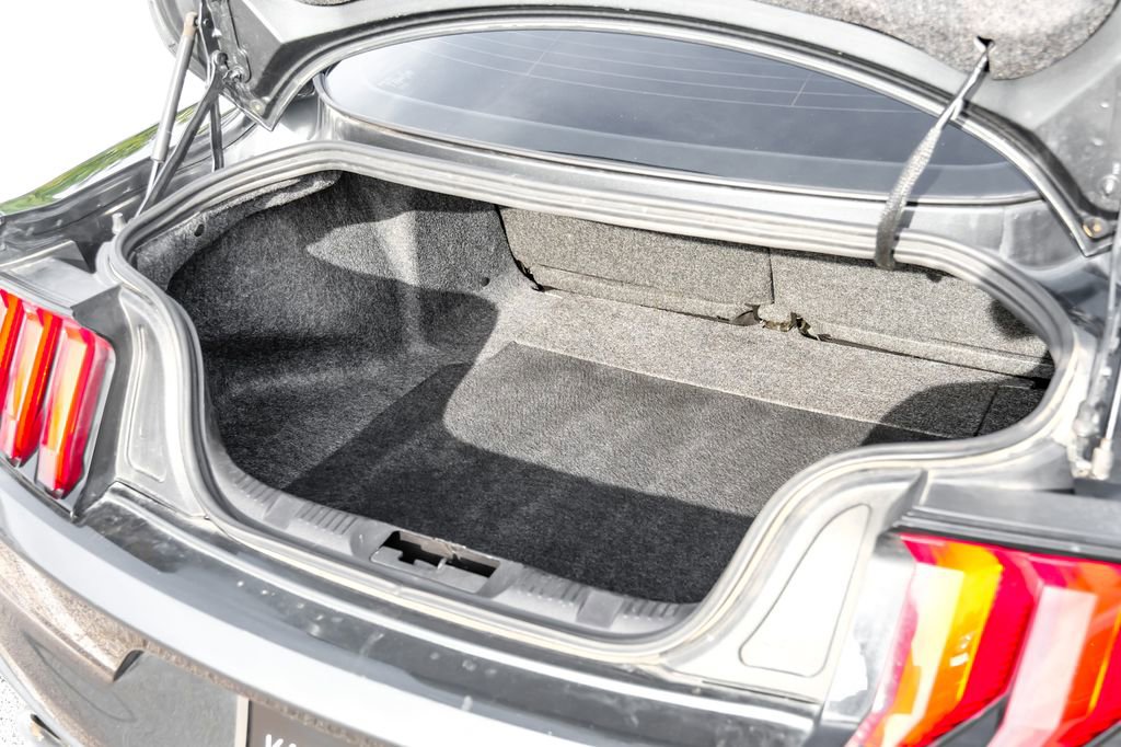 Used 2016 Ford Mustang GT Premium image 47