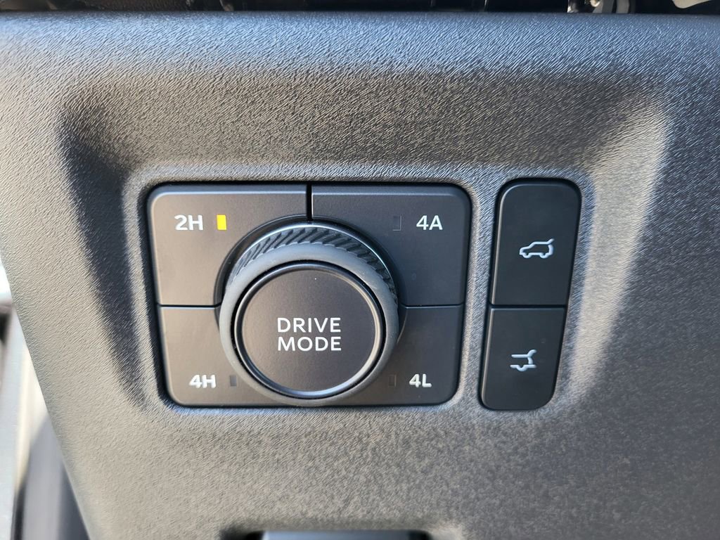 Used 2025 Ford Expedition Platinum w/ Driver's Package image 34