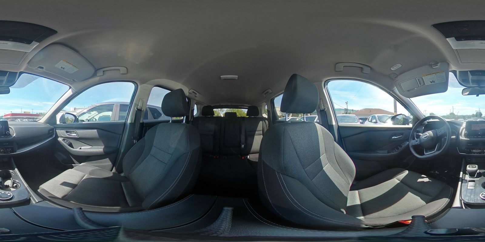 Used 2025 Nissan Rogue SV AWD/4WD image 40