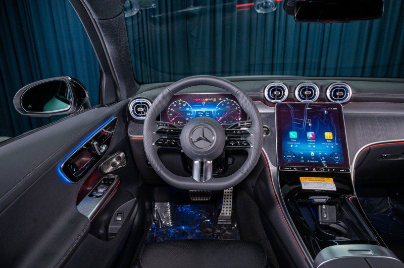 New 2026 Mercedes-Benz GLC 300 4MATIC image 14