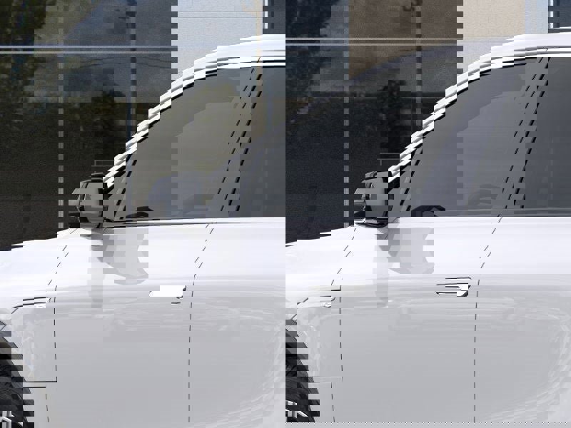 New 2025 Cadillac Lyriq Luxury w/ LPO, Floor Liner Package image 12