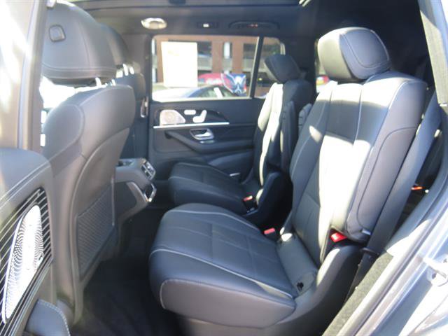 Used 2025 Mercedes-Benz GLS 450 4MATIC image 21