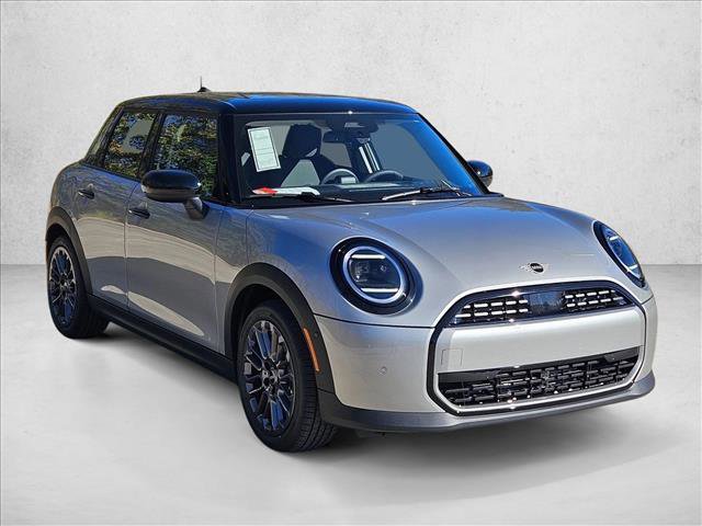Used 2026 MINI Cooper 4-Door Hardtop FWD image 3