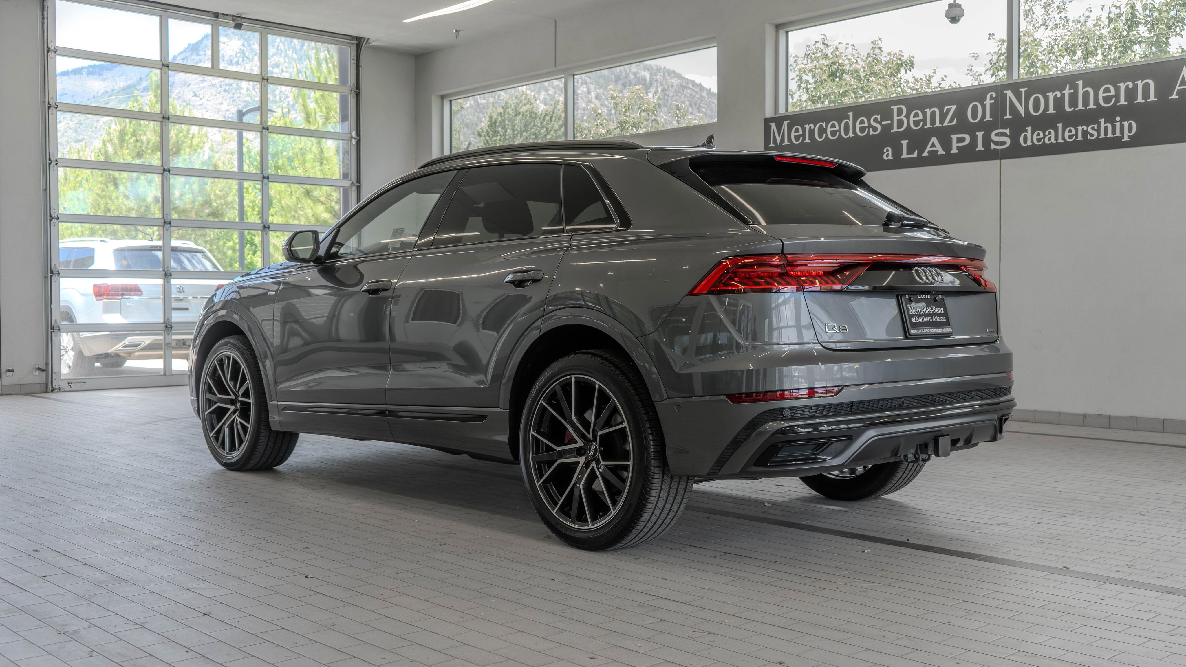 Used 2020 Audi Q8 Premium Plus AWD/4WD image 13