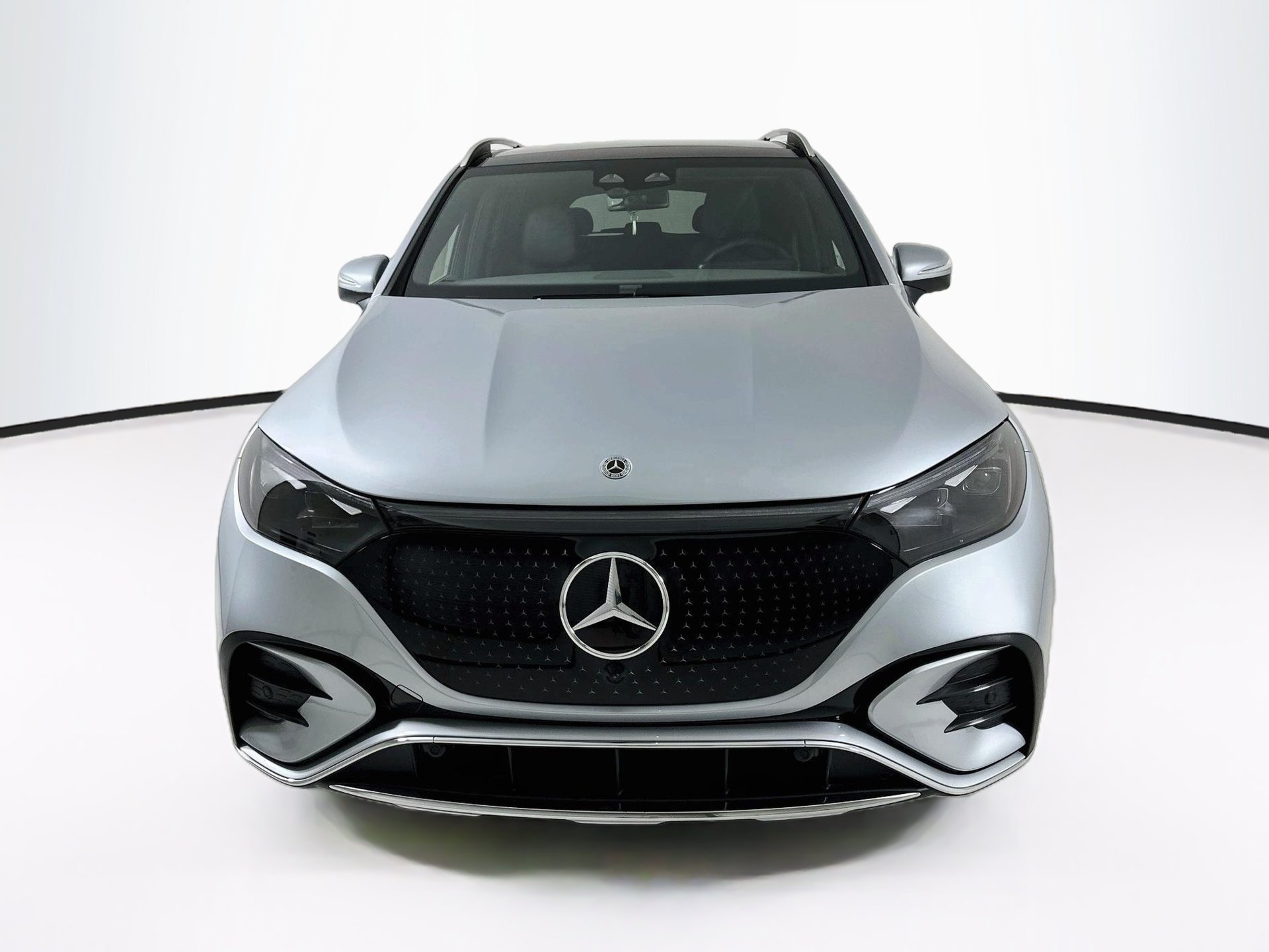 New 2027 Mercedes-Benz EQE 320+ SUV image 2
