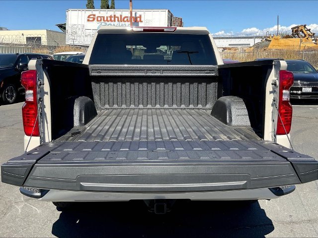New 2026 Chevrolet Silverado 1500 Custom w/ Turbomax Blackout Package RWD image 17