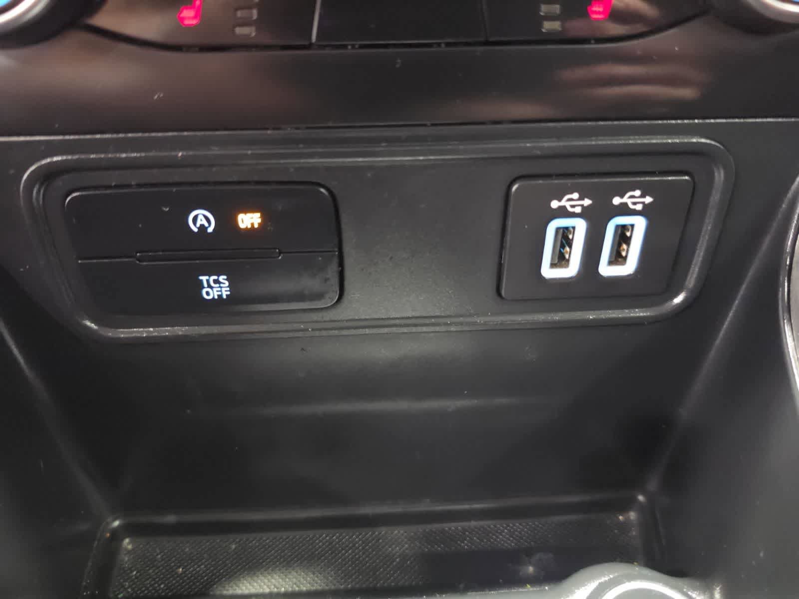 Used 2021 Ford EcoSport SE FWD image 24