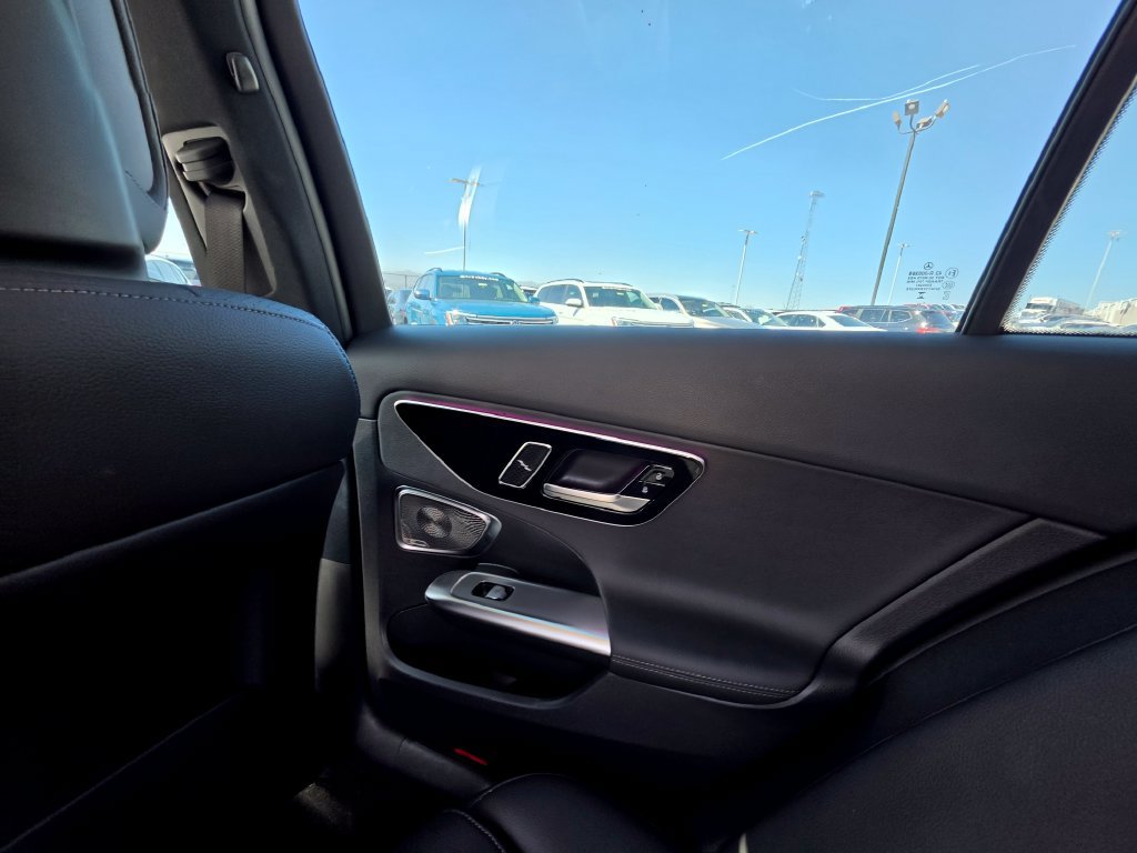 Used 2023 Mercedes-Benz C 300 Sedan image 17