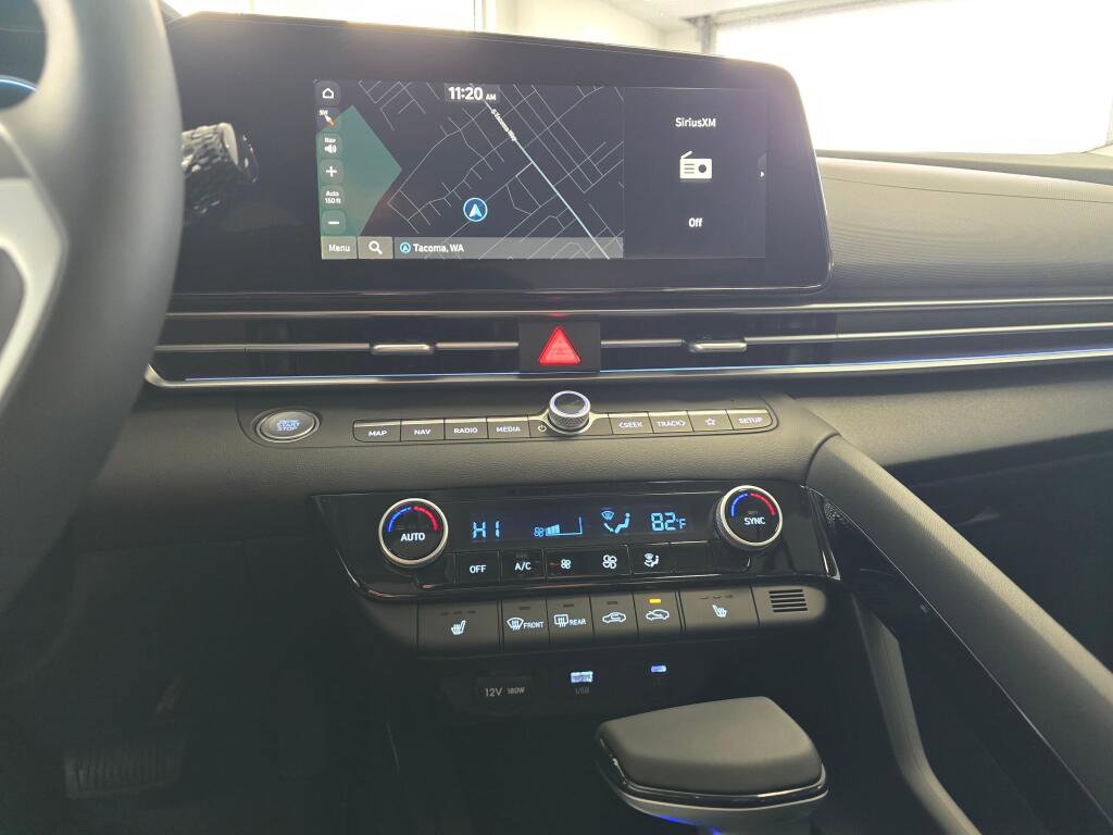 New 2026 Hyundai Elantra Limited image 27