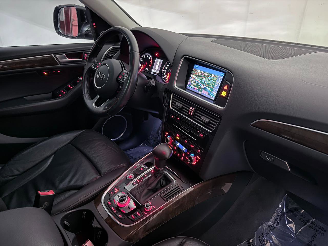 Used 2016 Audi Q5 3.0T Premium Plus w/ Technology Package image 26