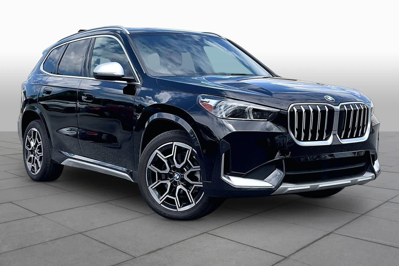 Used 2023 BMW X1 xDrive28i w/ Convenience Package AWD/4WD image 2