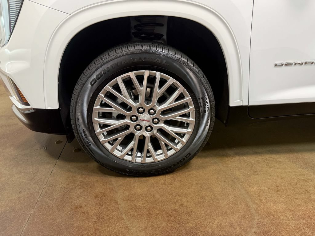 Used 2024 GMC Acadia Denali w/ LPO, Floor Liner Package FWD image 89