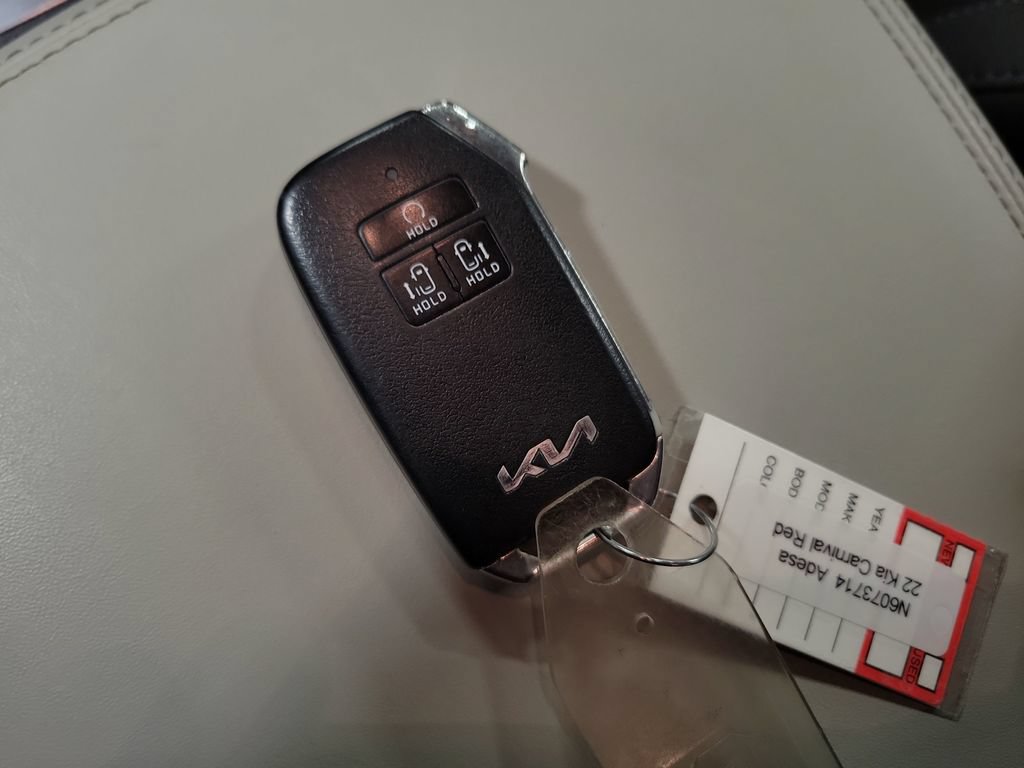 Used 2022 Kia Carnival SX FWD image 17