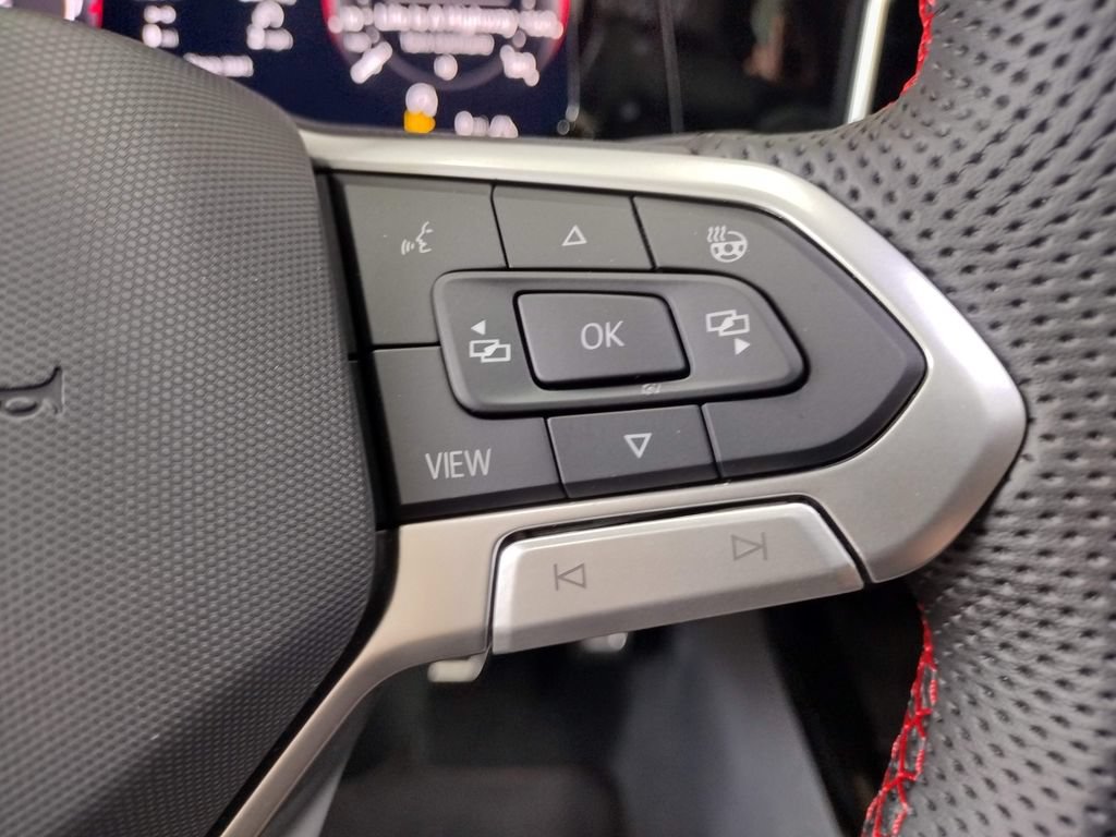 New 2026 Volkswagen GTI SE FWD image 29