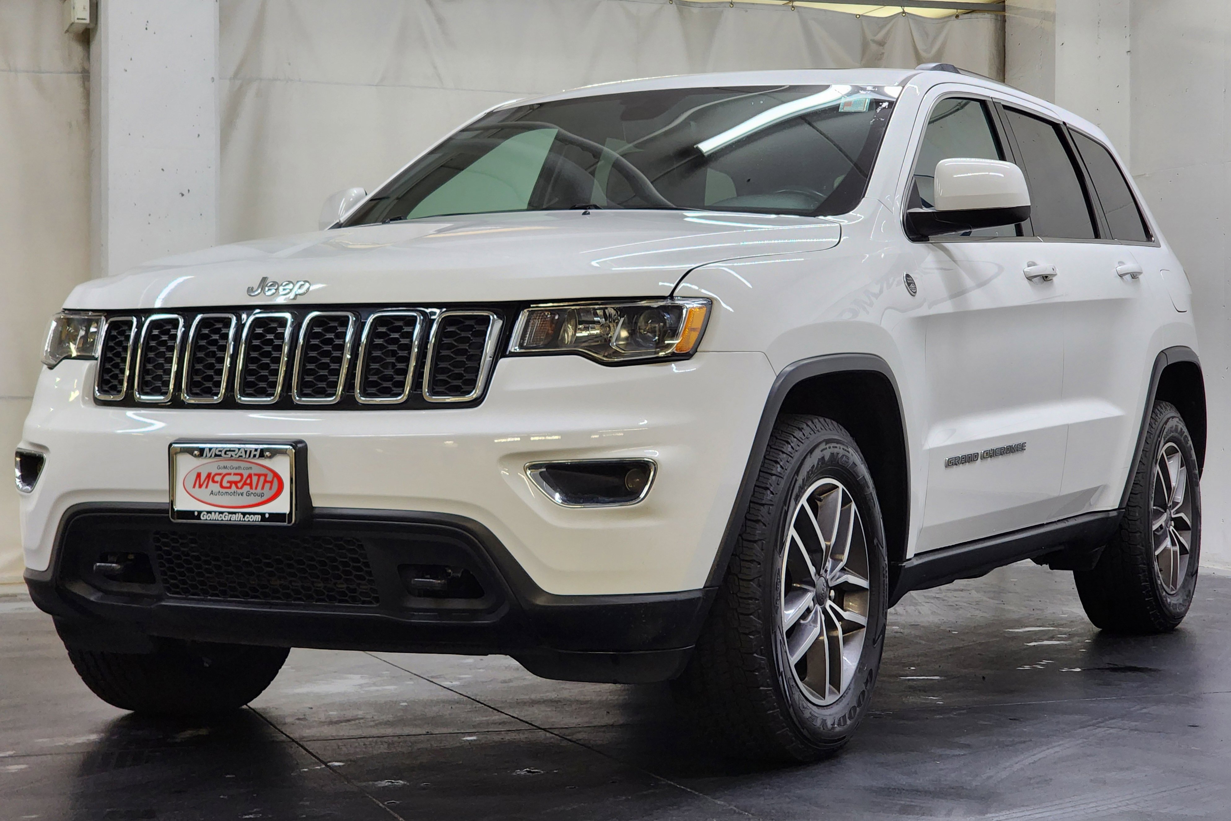 Used 2020 Jeep Grand Cherokee Laredo w/ Quick Order Package 2BN North image 10