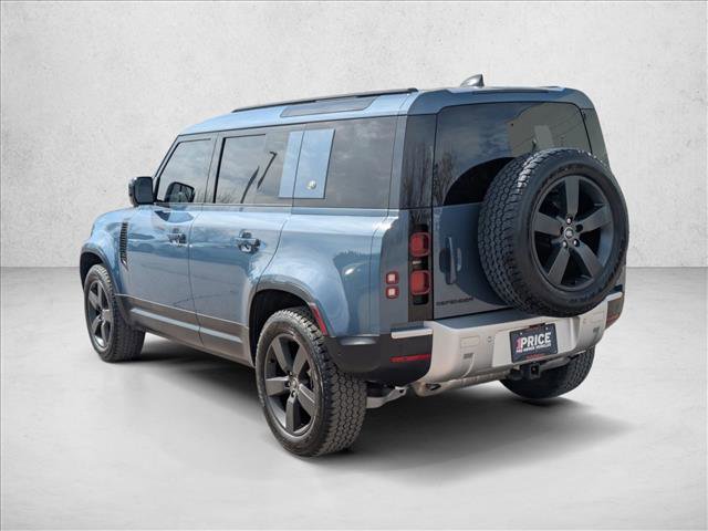 Used 2023 Land Rover Defender 110 S image 8