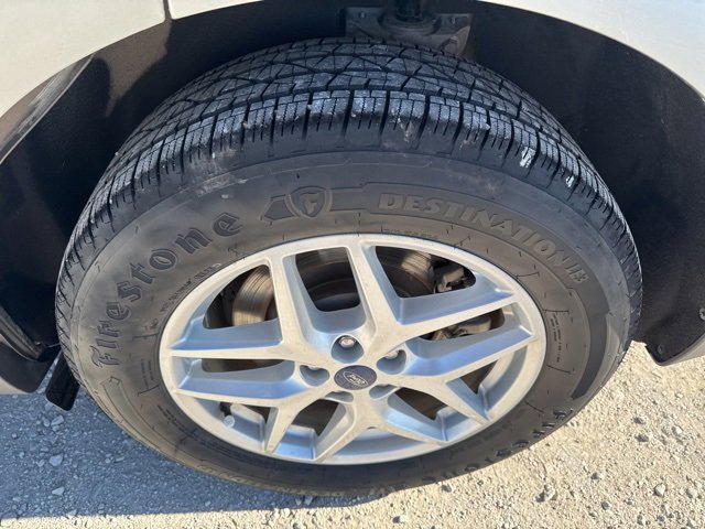 Used 2022 Ford Edge SEL image 11