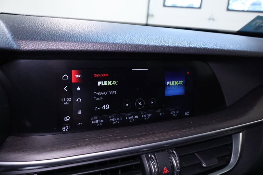 Used 2021 Alfa Romeo Stelvio Ti image 33