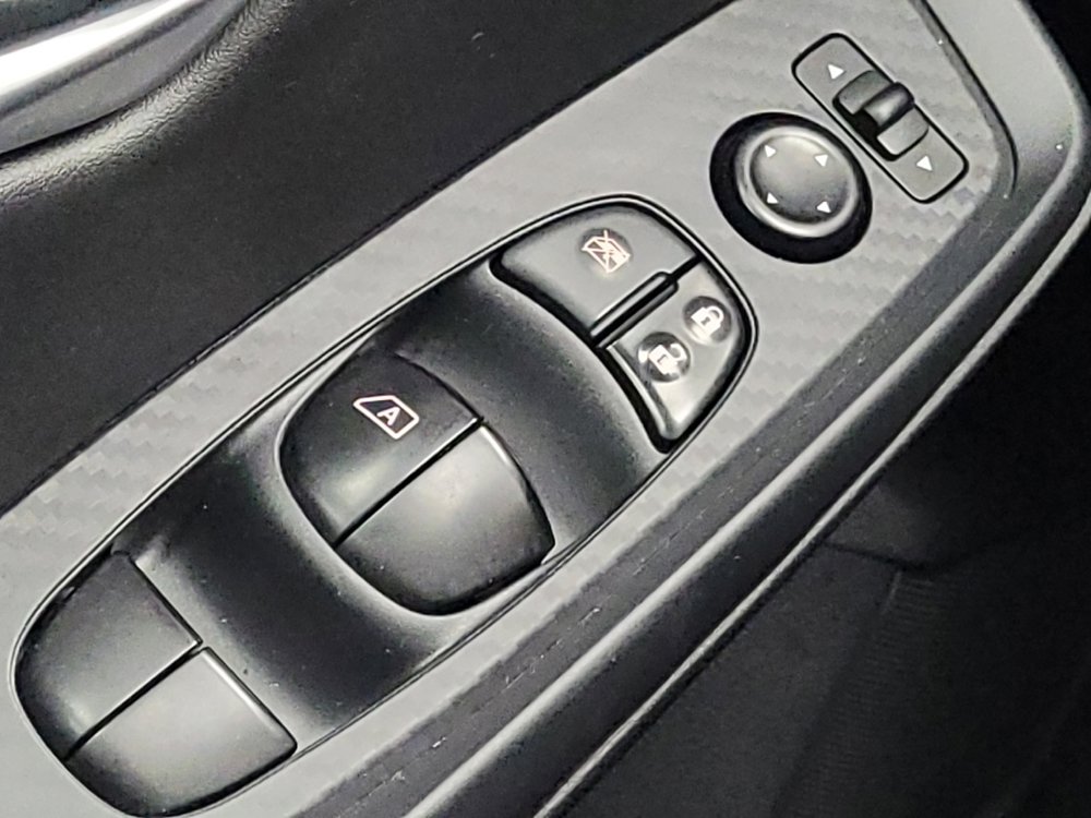Used 2022 Nissan Sentra SV FWD image 27